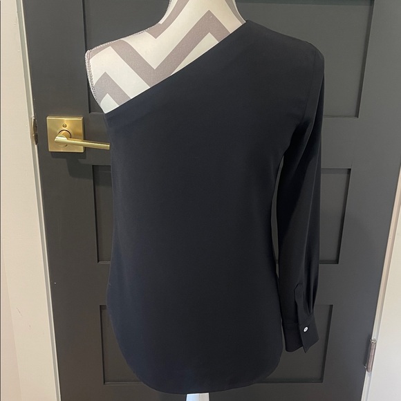 Ralph Lauren Modern One Shoulder Black Blouse Size XS - Picture 5 of 7